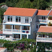apartments Miočević, Igrane